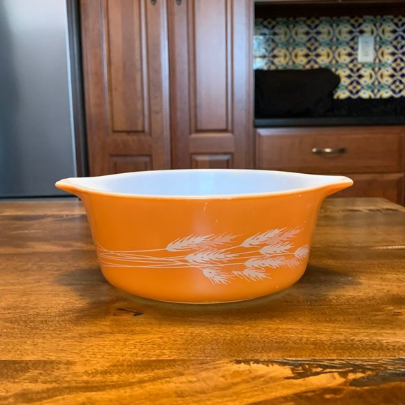 Vintage 1980s Pyrex Autumn Harvest 472-B, 750 ml (3 cup) Handled Dish - Picture 1 of 11